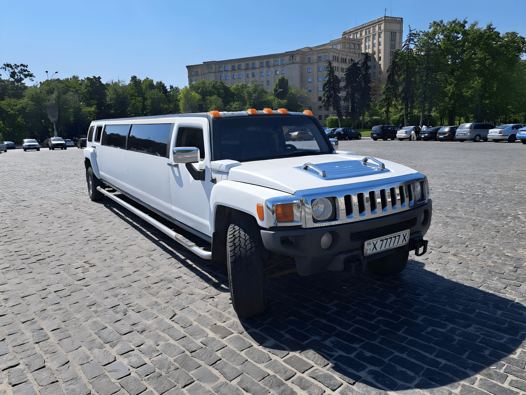 Hummer H3 — фото 10